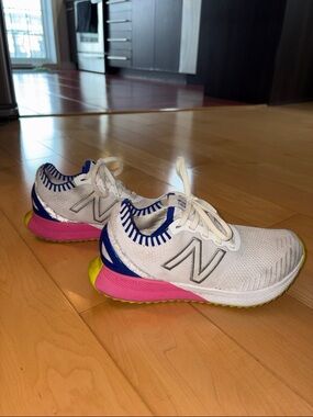 New Balance Fuelcell Echo -White Knit Running Shoes with Pink & Neon Yellow Sole